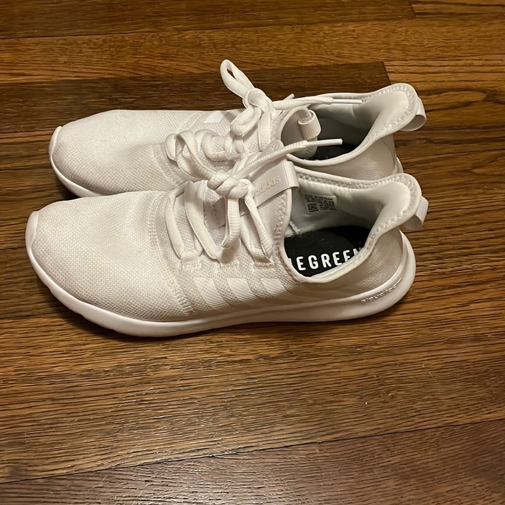 White Adidas tennis shoes